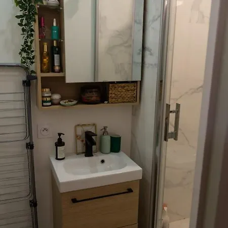 Charming Apartment All Comfort In Paris 18 Appartement Paris